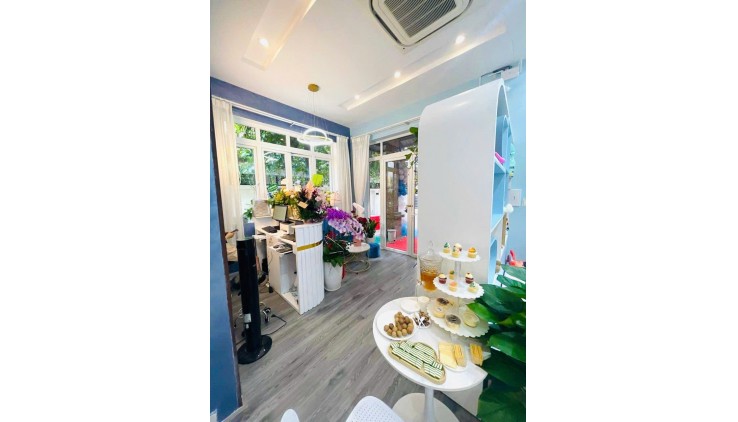 ❌❌❌Siêu phẩm BIỆT THỰ MẶT TIỀN khu nhà GIÀU THẢO ĐIỀN ,333m2, dòng tiền 5️⃣0️⃣ TR/ THÁNG
